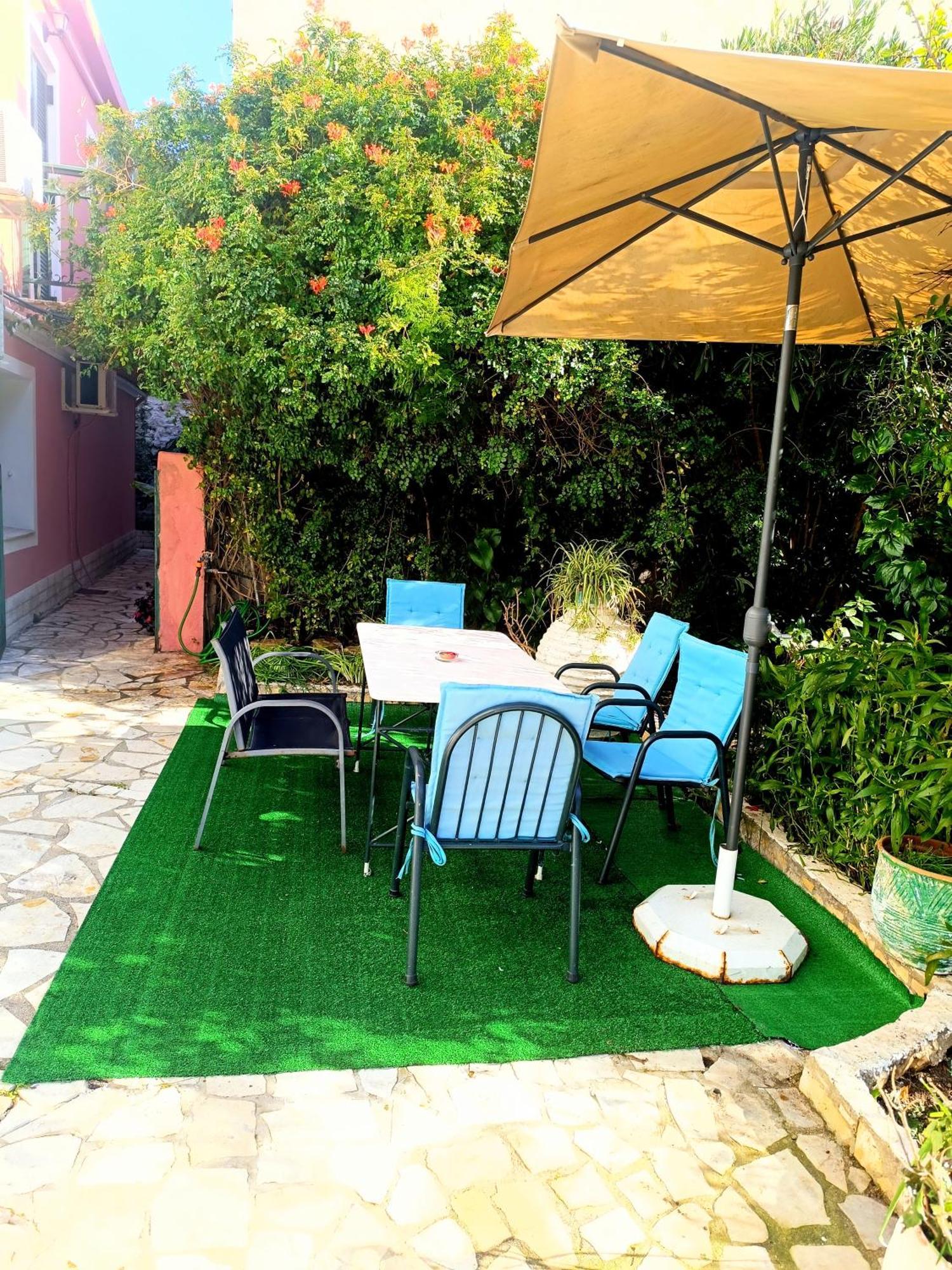 Garden Home جايوس المظهر الخارجي الصورة