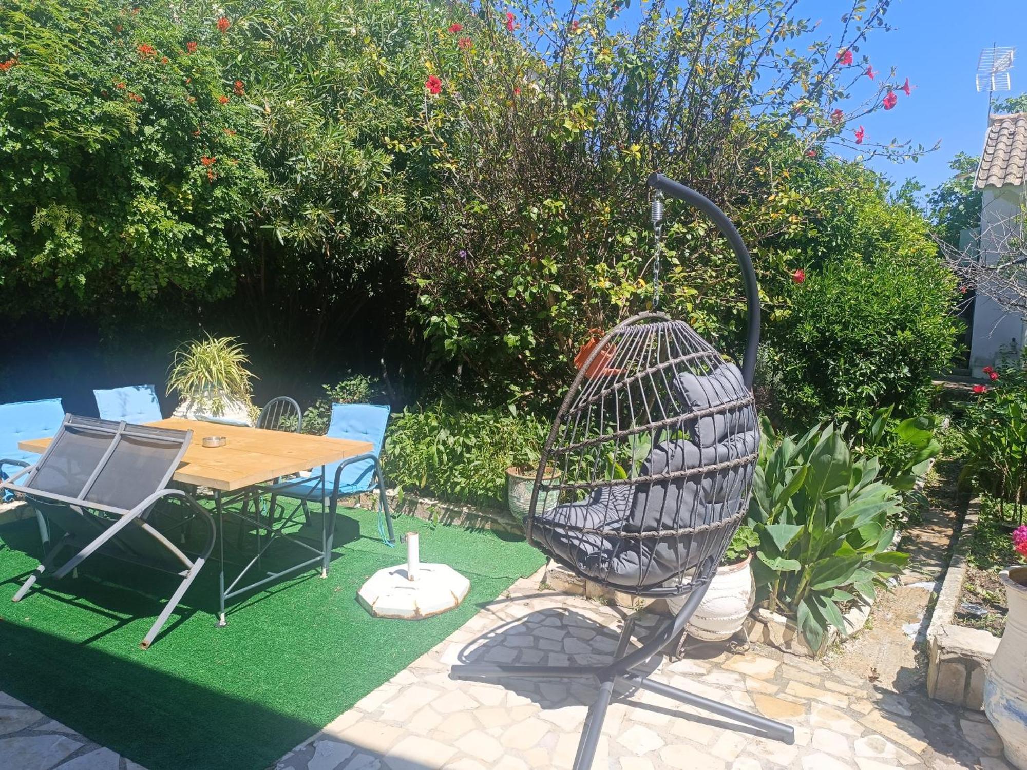 Garden Home جايوس المظهر الخارجي الصورة